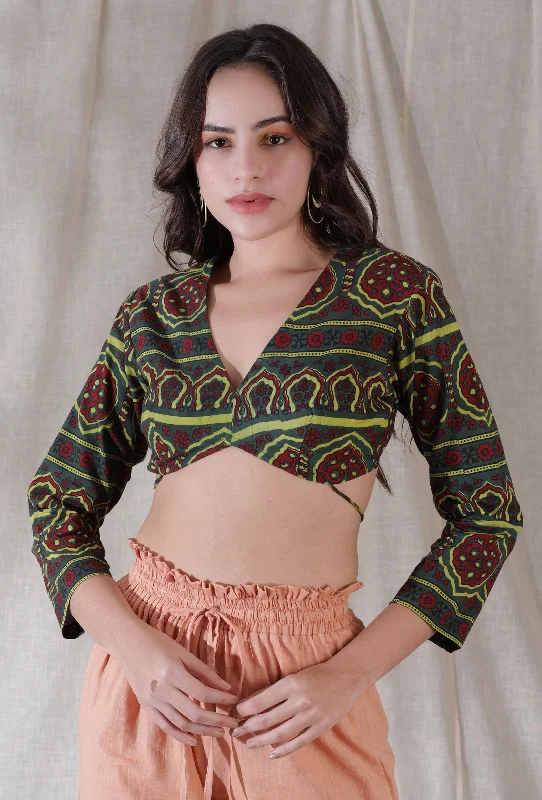 Phitalo green color cotton blockprinted motifs crop top blouse