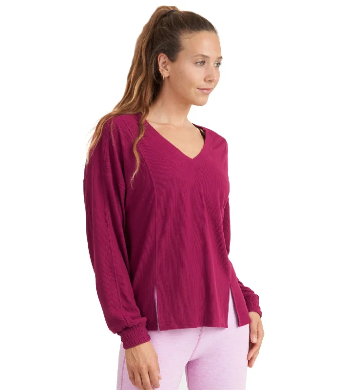 Thrive Societe V-Neck Pullover Sangria